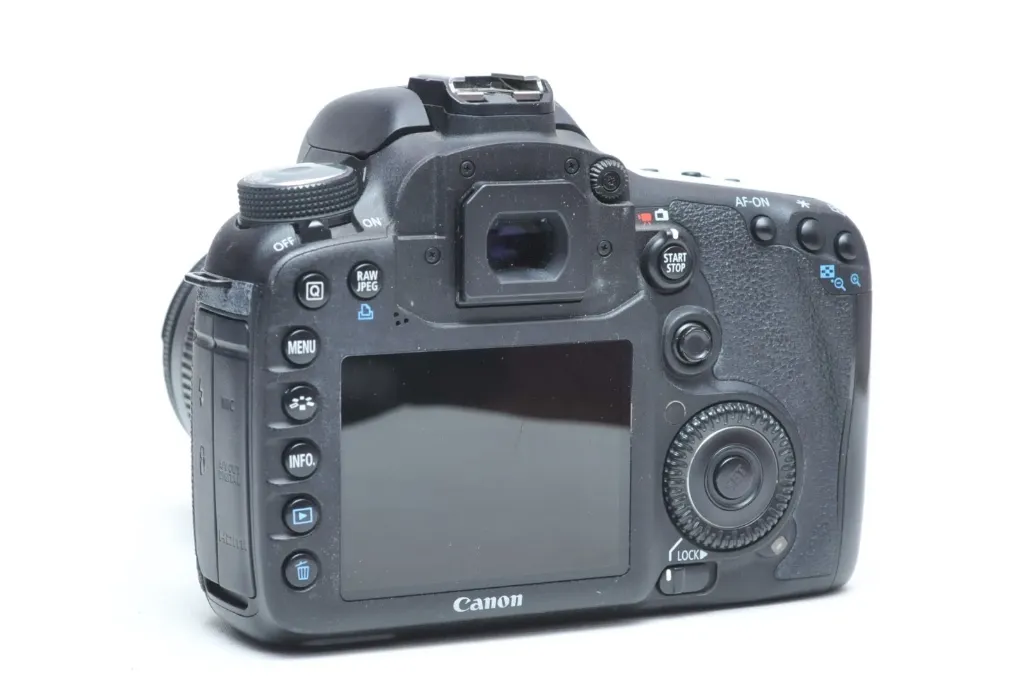 Canon EOS 7D 18 MP CMOS Digital SLR Camera Body W:18-55mm Lens_.webp